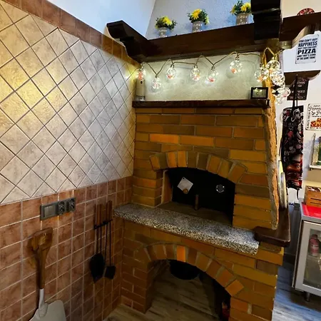 Zagrodek Pizza & Luksusowe 4 I 9 Osob Gory Jezioro Sala Imprezowa