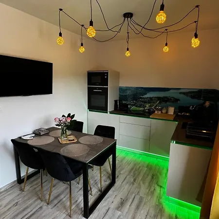 Zagrodek Pizza & Luksusowe 4 I 9 Osob Gory Jezioro Sala Imprezowa Apartman Gródek Nad Dunajcem